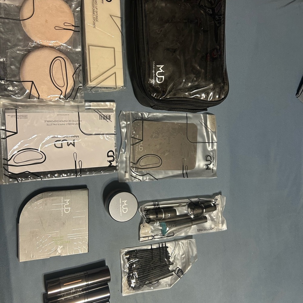 MD Cosmetic Set with Black Pouch